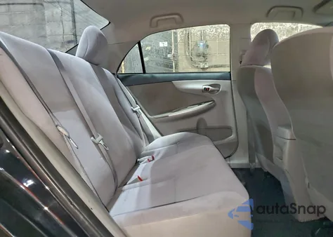 2011 Toyota Corolla Base z USA, uszkodzony, nr VIN JTDBU4EE4BJ088167